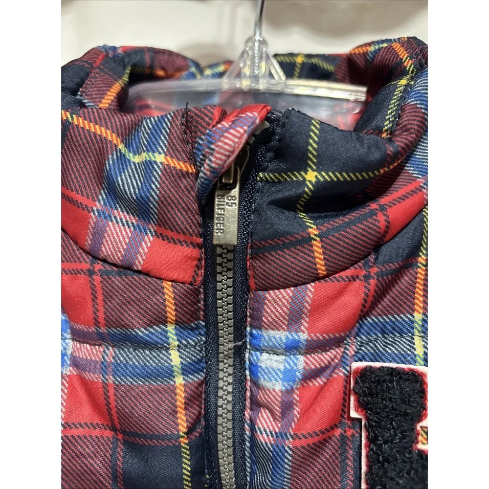 Tommy Hilfiger Red Plaid Varsity Puffer‎ Vest Size 18 months Pockets